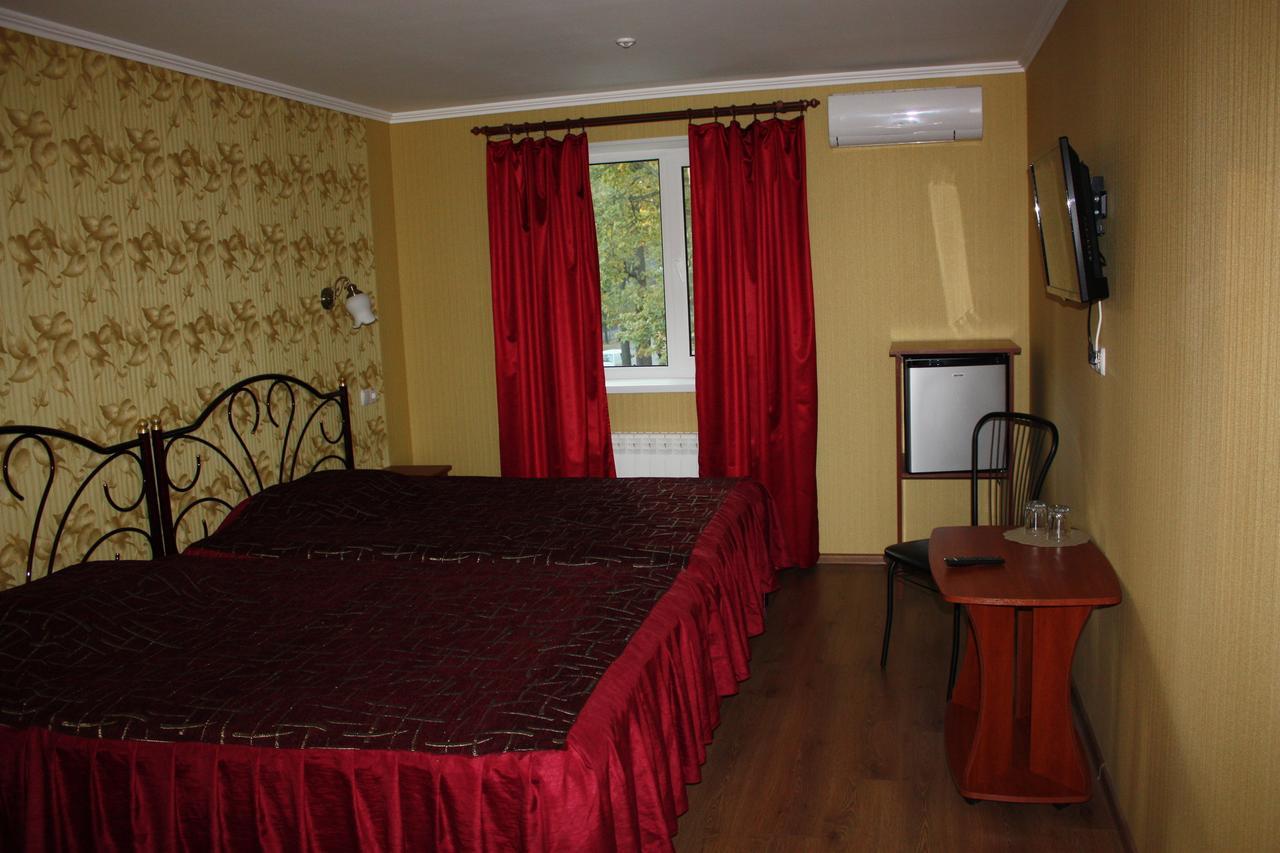 באקה Hotel Gostynnyi Dvir חדר תמונה