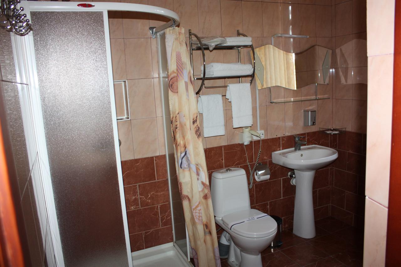 באקה Hotel Gostynnyi Dvir חדר תמונה