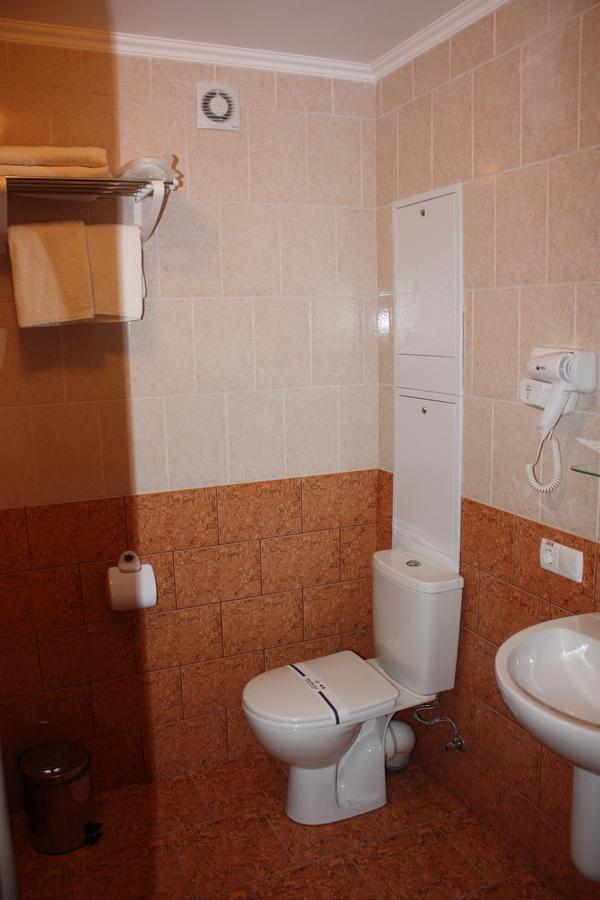 באקה Hotel Gostynnyi Dvir חדר תמונה