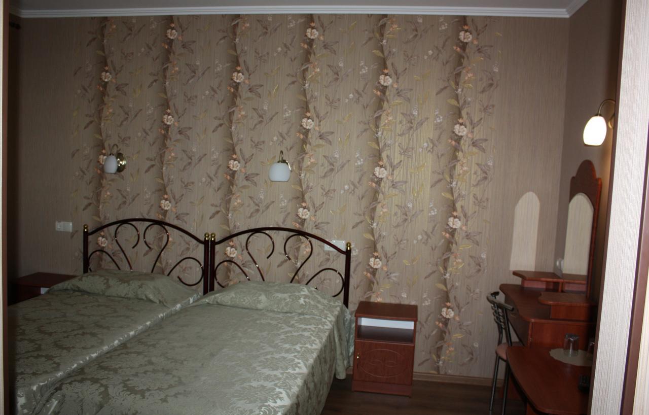 באקה Hotel Gostynnyi Dvir חדר תמונה